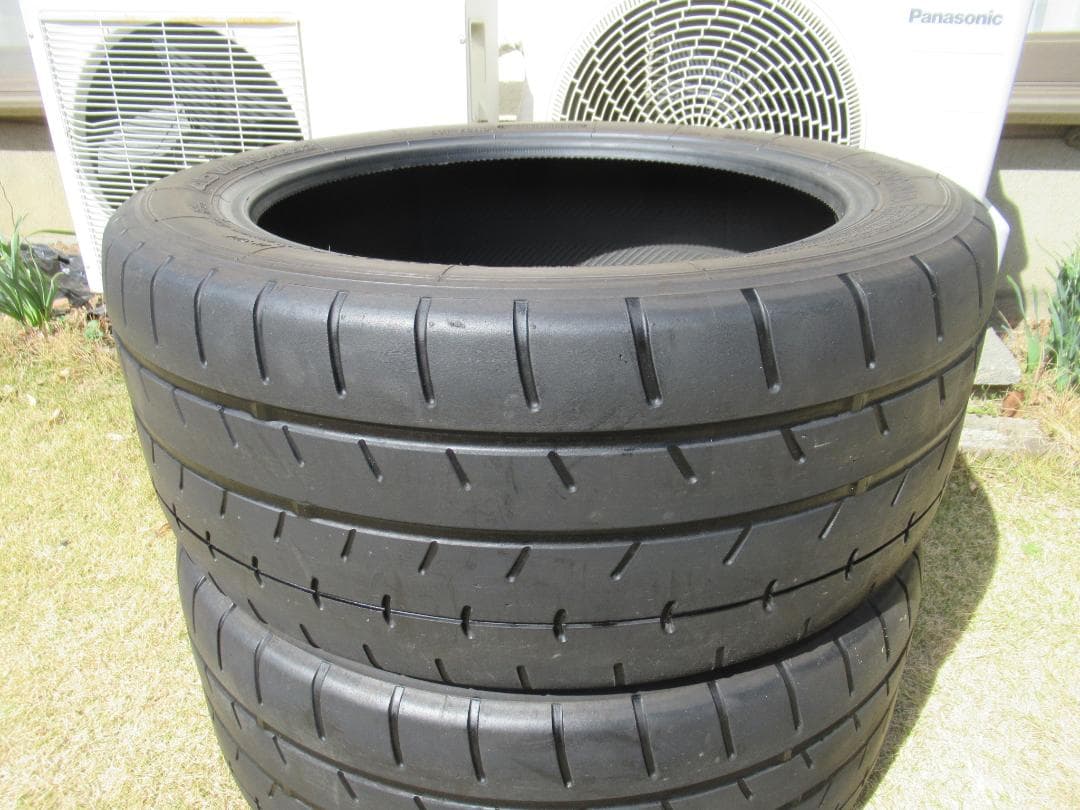 ☆送料無料 室内保管☆A052 225/45 R17インチ☆