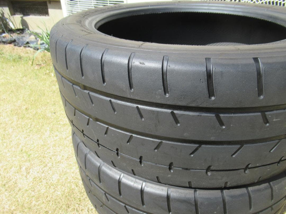☆送料無料 室内保管☆A052 225/45 R17インチ☆
