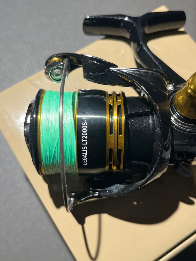 美品 ダイワ 23レガリス LT2000S-P pe0.8号付