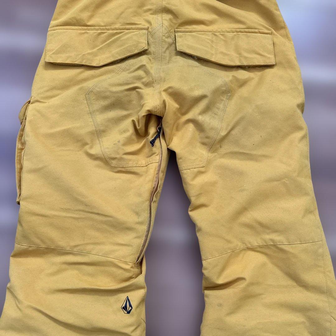 VOLCOM キッズ スノーボードウェア上下／Mサイズ