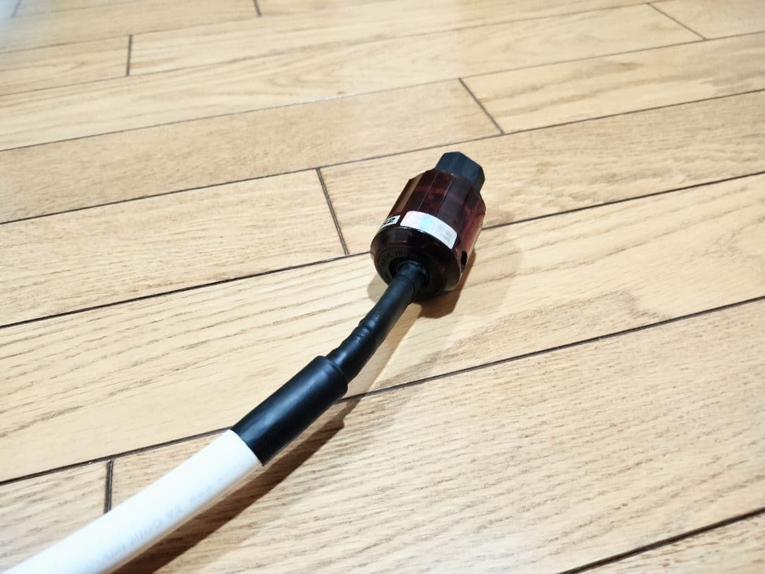 ノイズ対策 oyaide TUNAMI NIGO V2 約1m 自作電源ケーブル