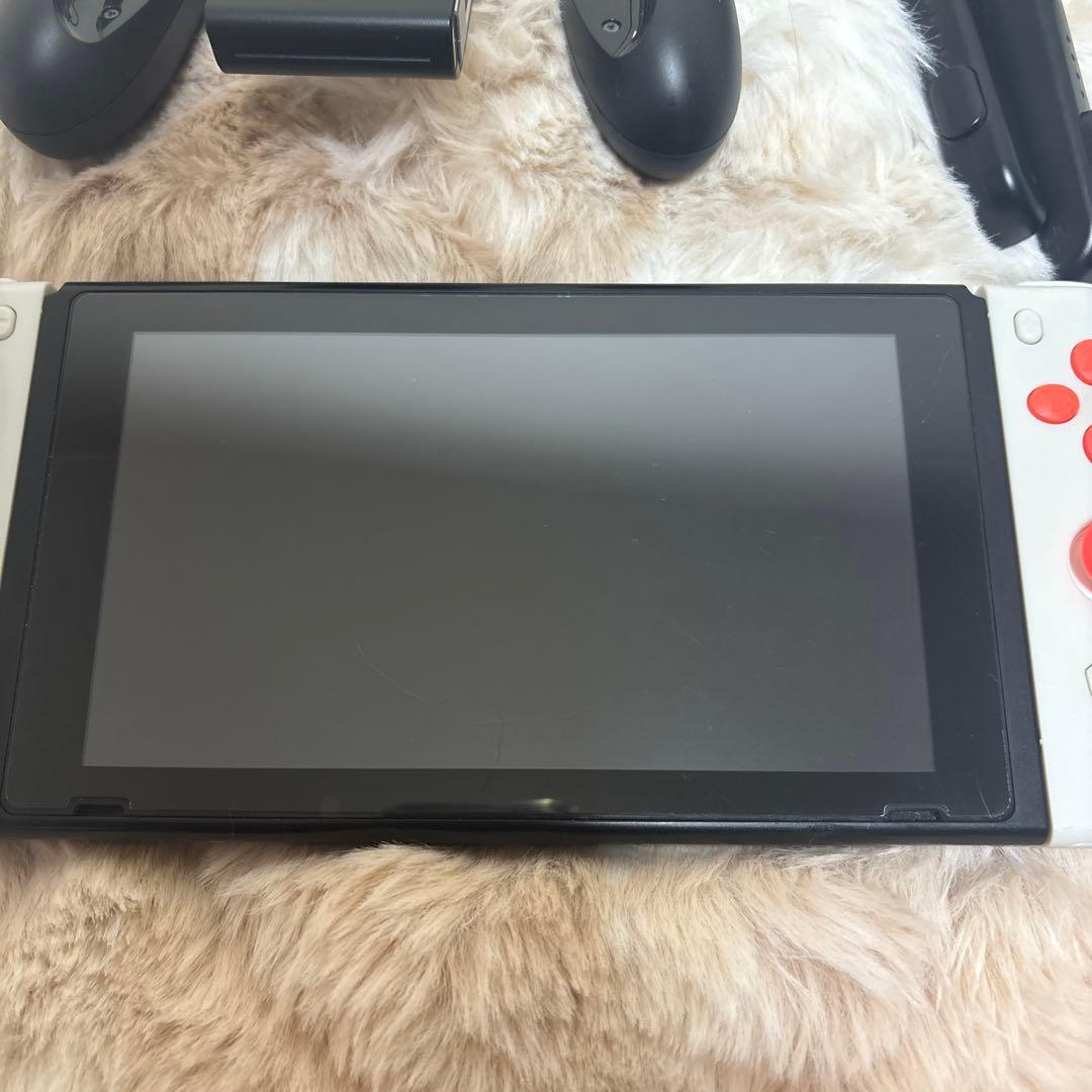 中古Nintendo Switch 本体 ドッグ アダプタ　コントローラーなど