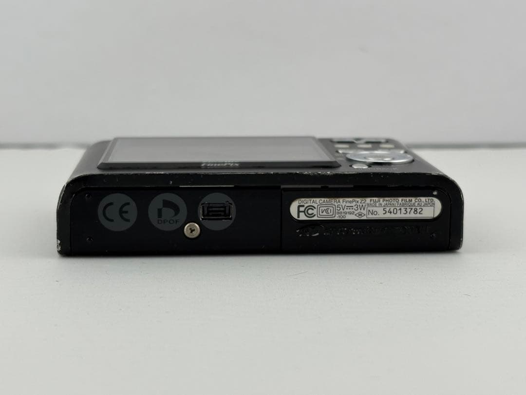 富士フイルム FUJIFILM finepix z2