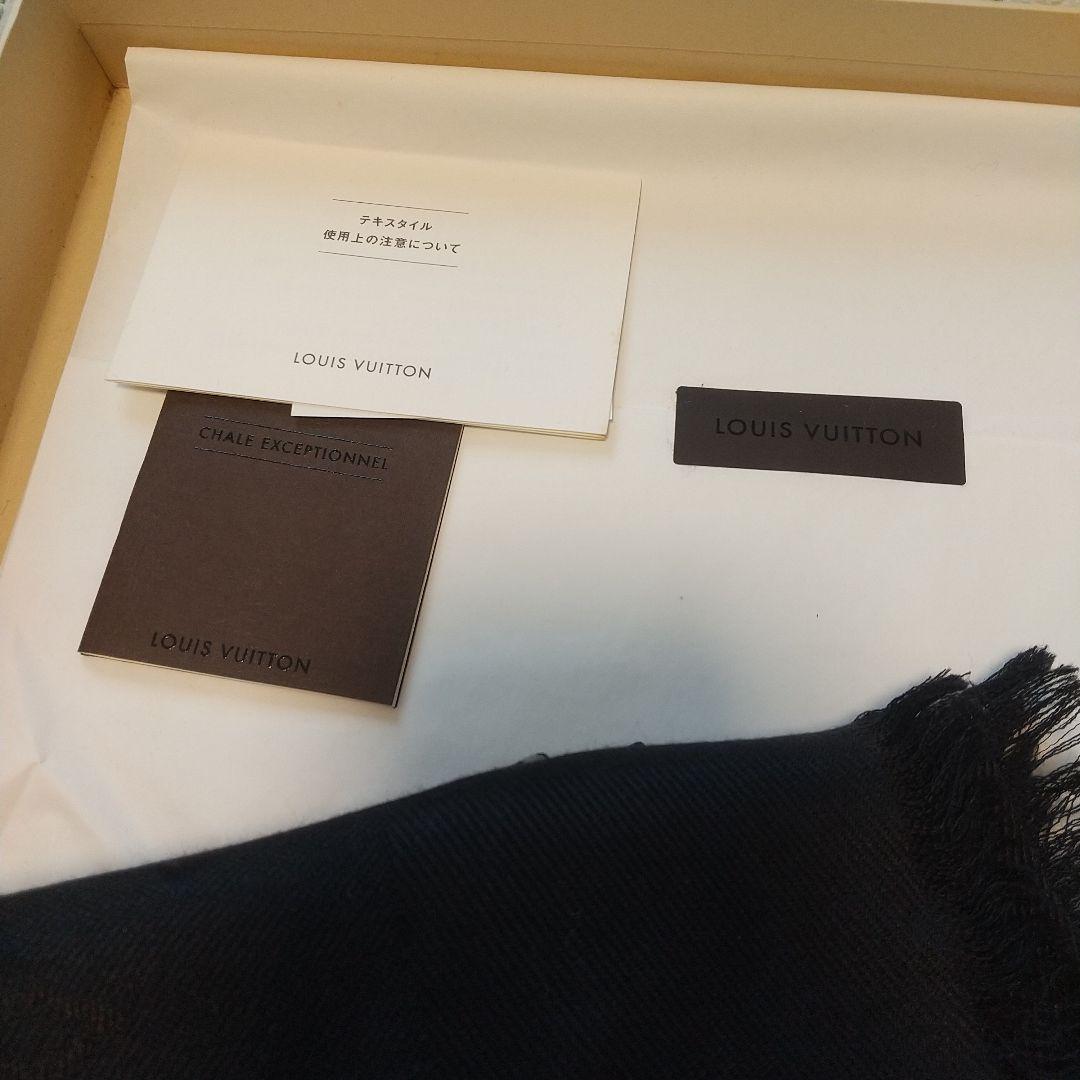 なつ Louis Vuitton ブラック ストール