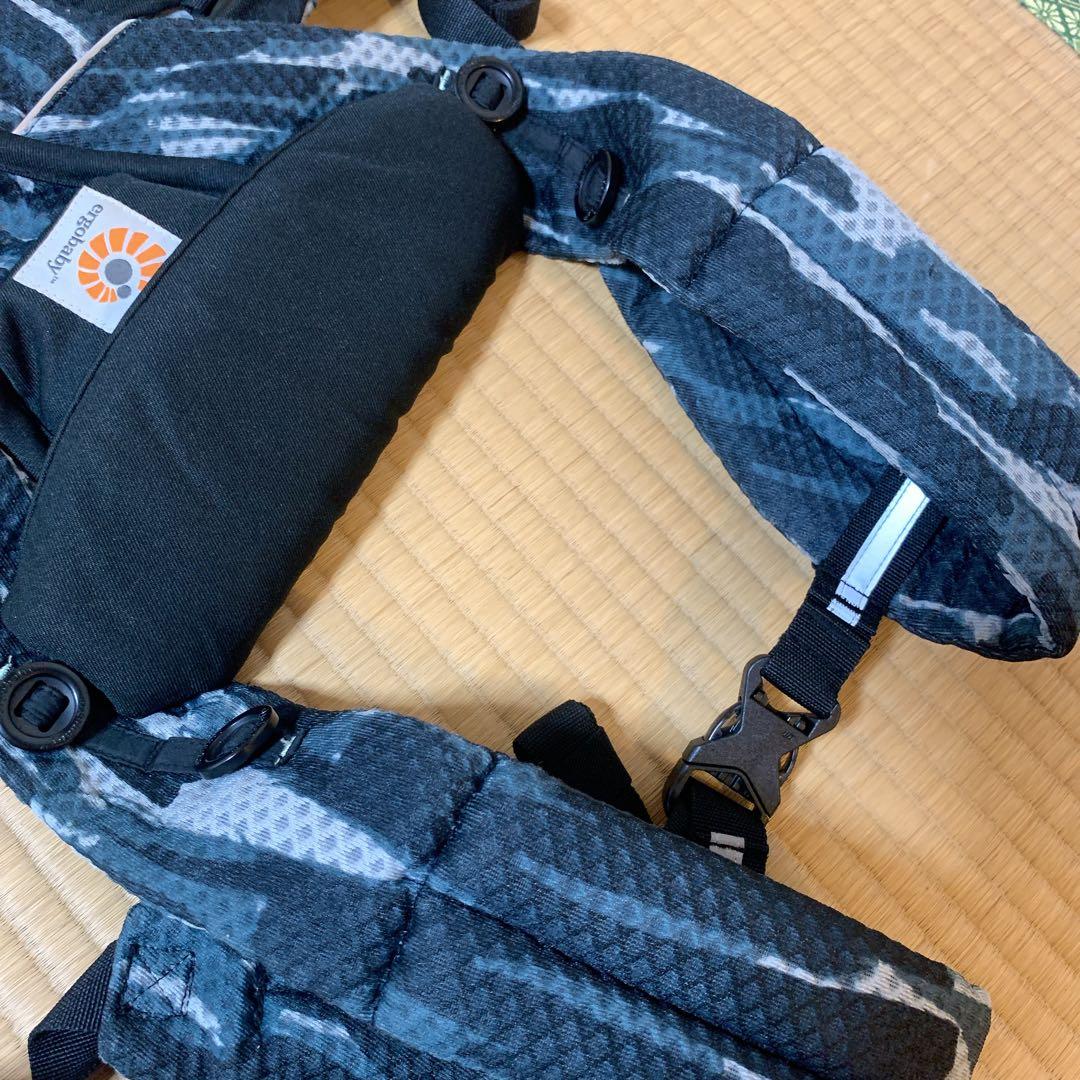 【ergobaby】OMNI 抱っこ紐・おんぶ紐 迷彩 よだれカバー付き