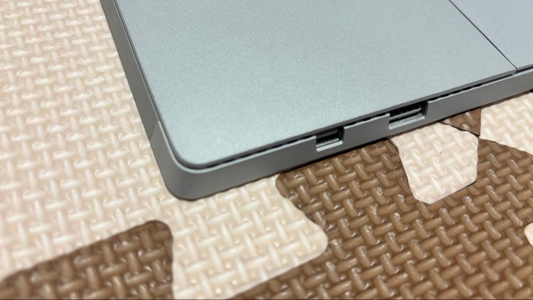 ス　Microsoft Surface Pro3 本体 新品キーボード付き