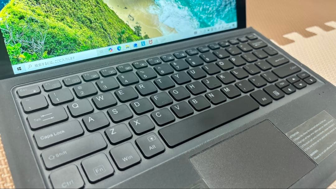 ス　Microsoft Surface Pro3 本体 新品キーボード付き