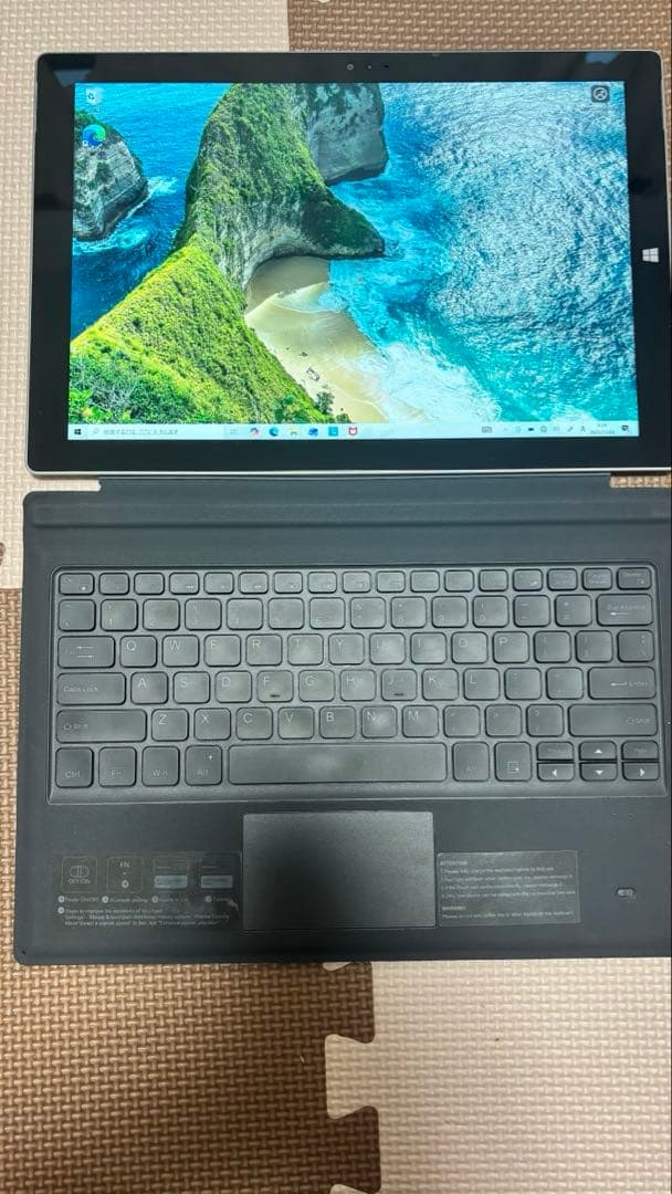 ス　Microsoft Surface Pro3 本体 新品キーボード付き