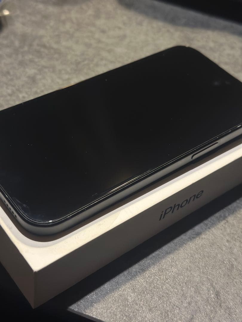 iPhone 15 本体のみ 256GB 箱付き