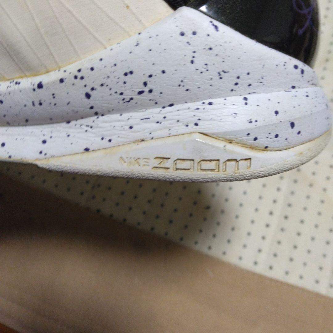 Nike Kobe バスケットボールシューズ ホワイト/パープルzoom