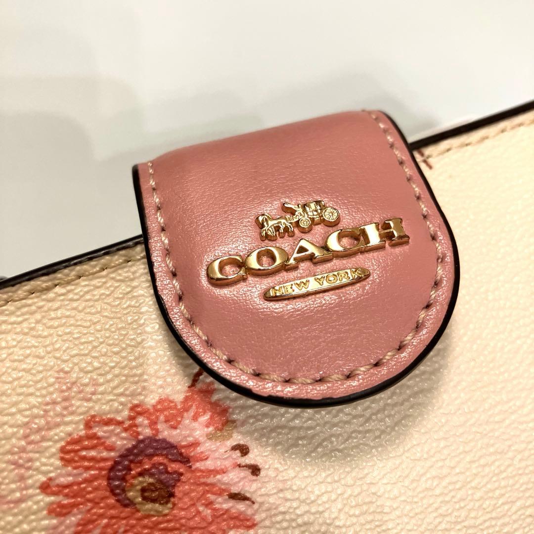 Coach 花柄 二つ折り財布