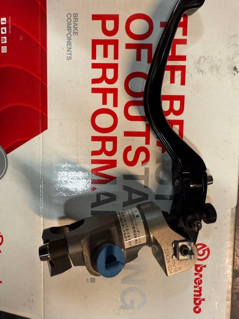 brembo レーシングラジアル16×16