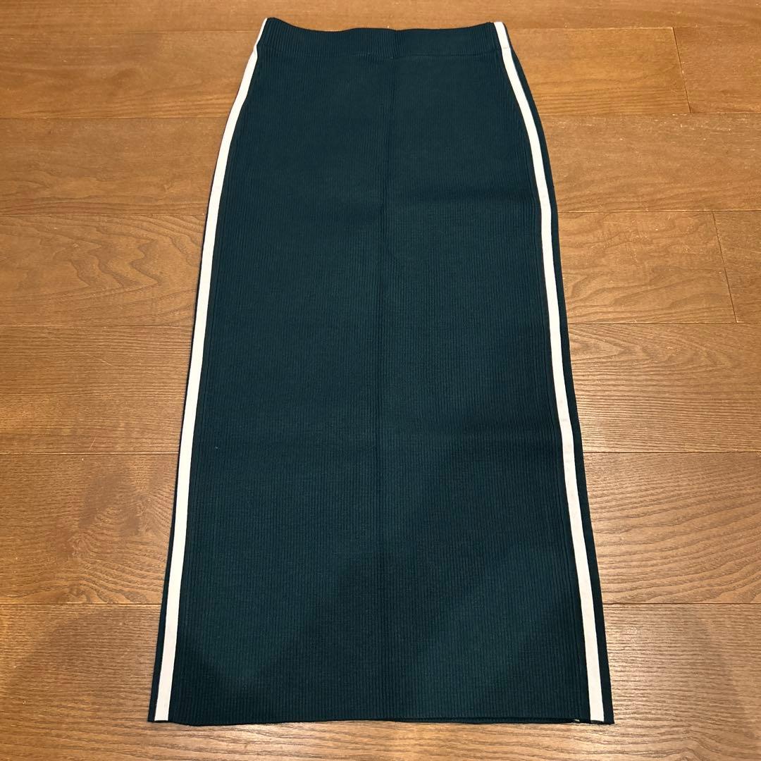 新品 アディダス adidas ニットロングスカート L グリーン