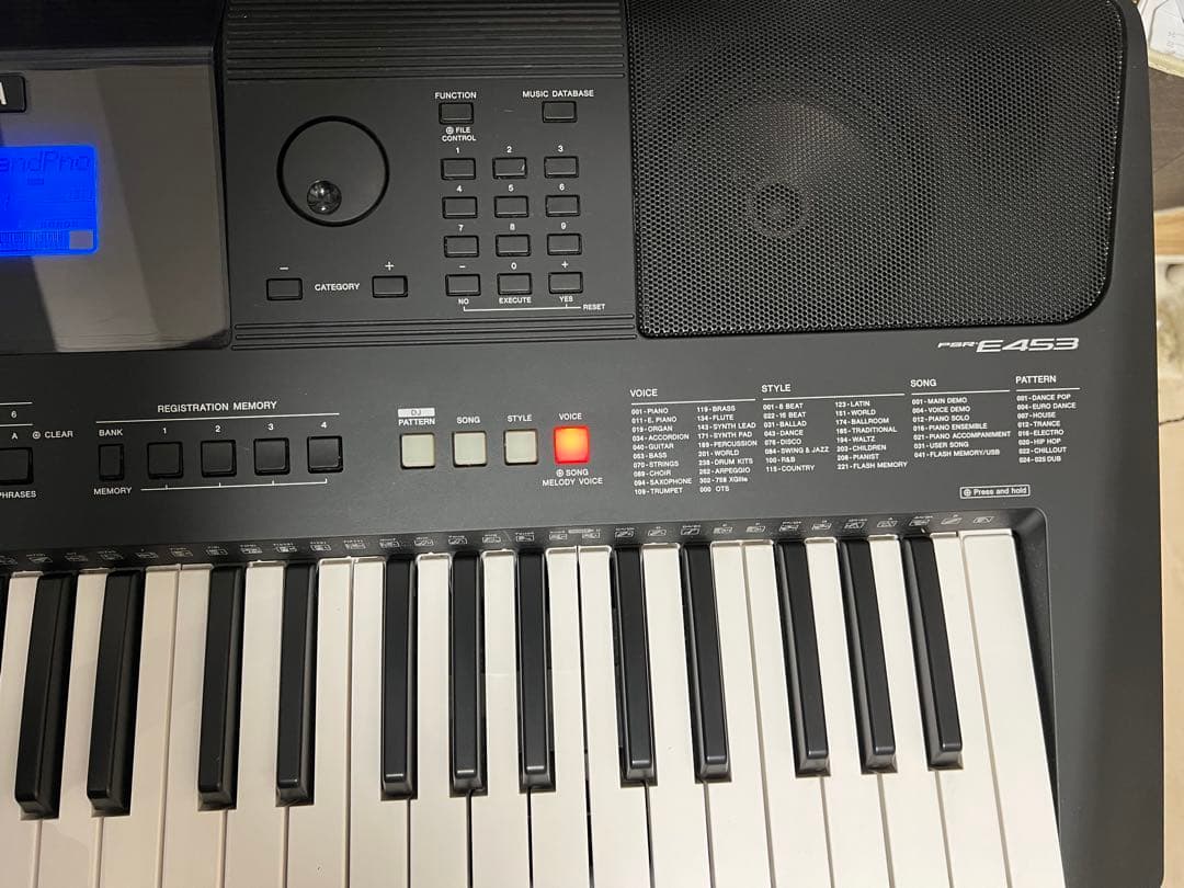 即発送 YAMAHA PSR-E453 61鍵　アダプター　 カバー付き