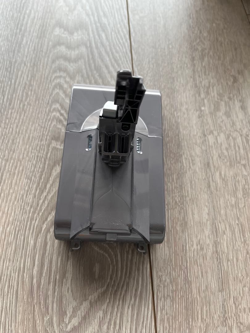 純正　Dyson バッテリー　v8