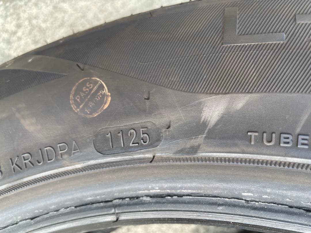 ノーマルタイヤ 19インチ 225/55R19 グリンランダー るる様