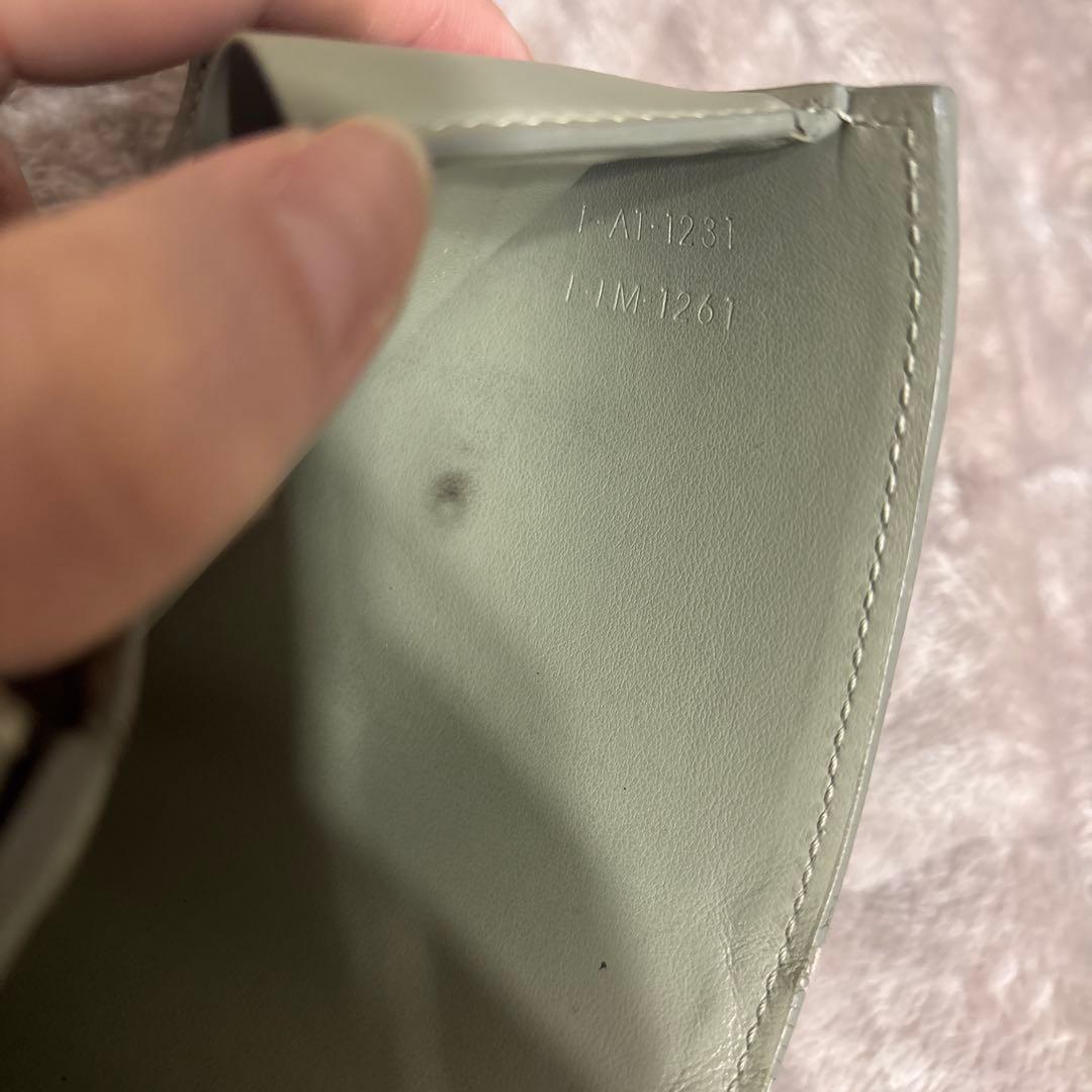 CELINE トリオンフ　三つ折り財布 グリーングレー