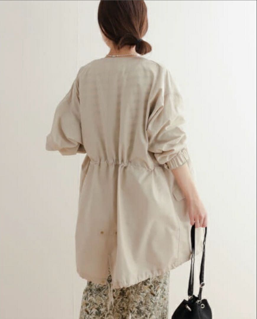 URBAN RESEARCH DOORS ノーカラーモッズコート ライトベージュ
