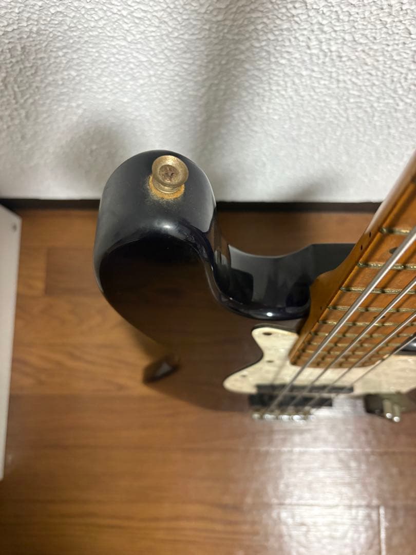 売り切り品【希少】monsty モンスティ エレキベース