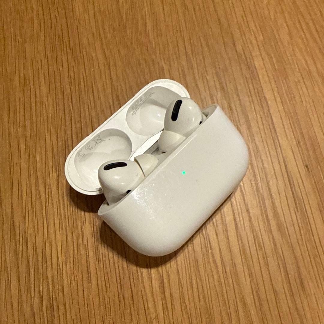 AirPods本体 ホワイト USB-C充電ポート