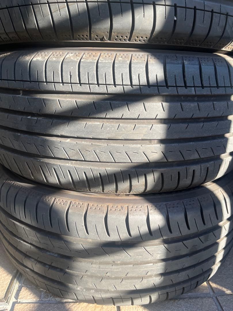 24年11週　ヨコハマ　225/50R17 4本セット　バリ溝　引取り歓迎