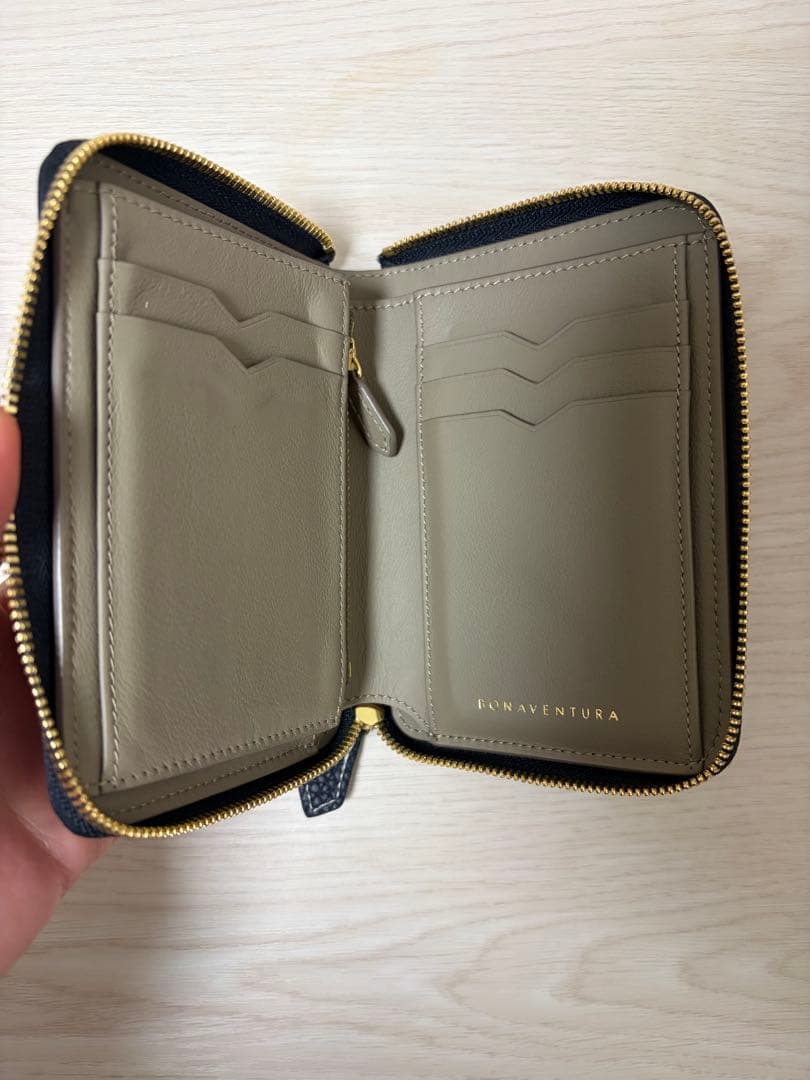 ネイビー　ボナベンチュラ　財布　折り財布