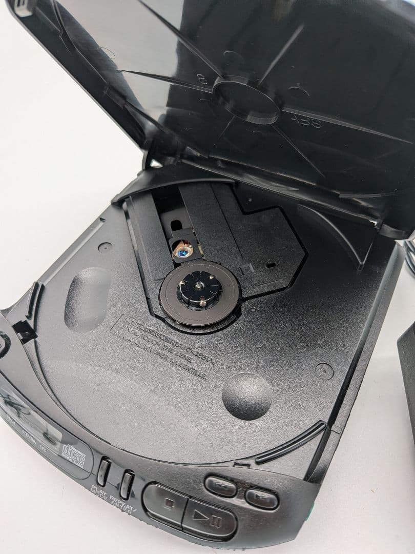 【稼働品・付属品】Discman D-131 AC-E455 MDR-E741②