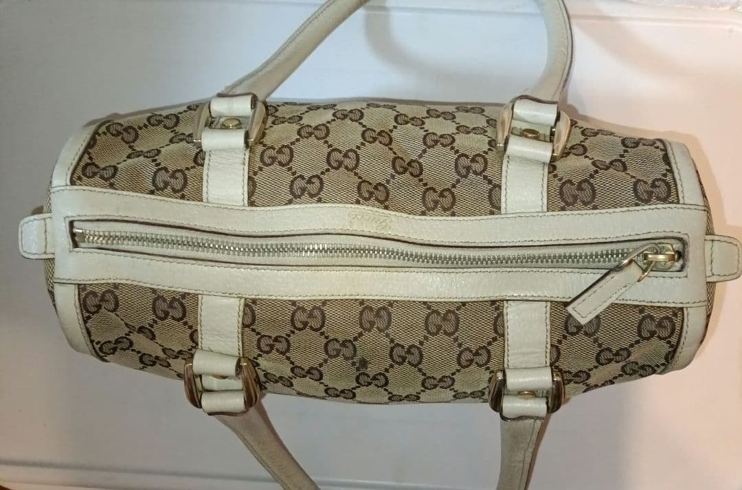 ［元値93,280円］Gucci GGパターン バッグ ベージュ