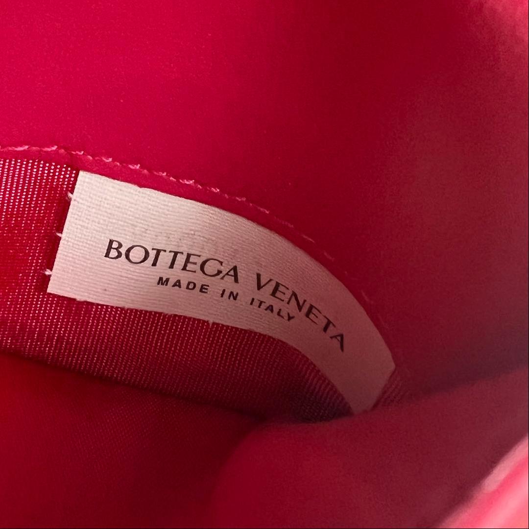 239 美品 BOTTEGAVENETA ボッテガヴェネタ 2つ折り財布