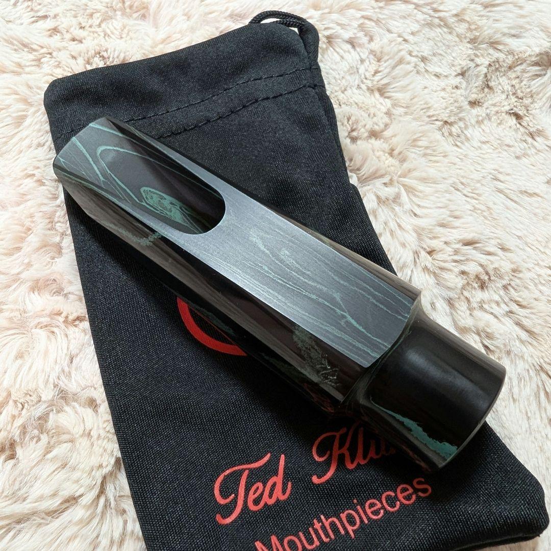 管楽器・吹奏楽器 Ted Klum Florida Model HR 9 Green Marble