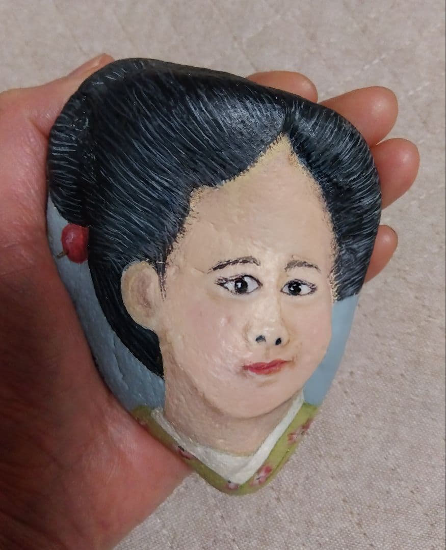 Stone Artwork：The Samurai and His Lady