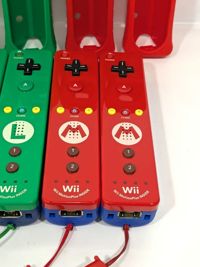 【匿名配送】Wii・WiiU wiiリモコンプラス マリオ&ルイージ ４本セット