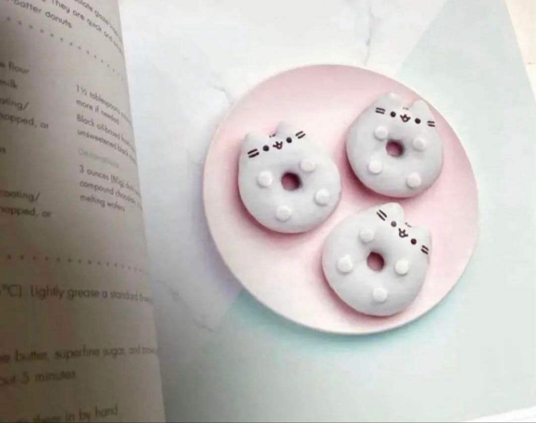 Let's Bake! Pusheen Cookbook お菓子ブック