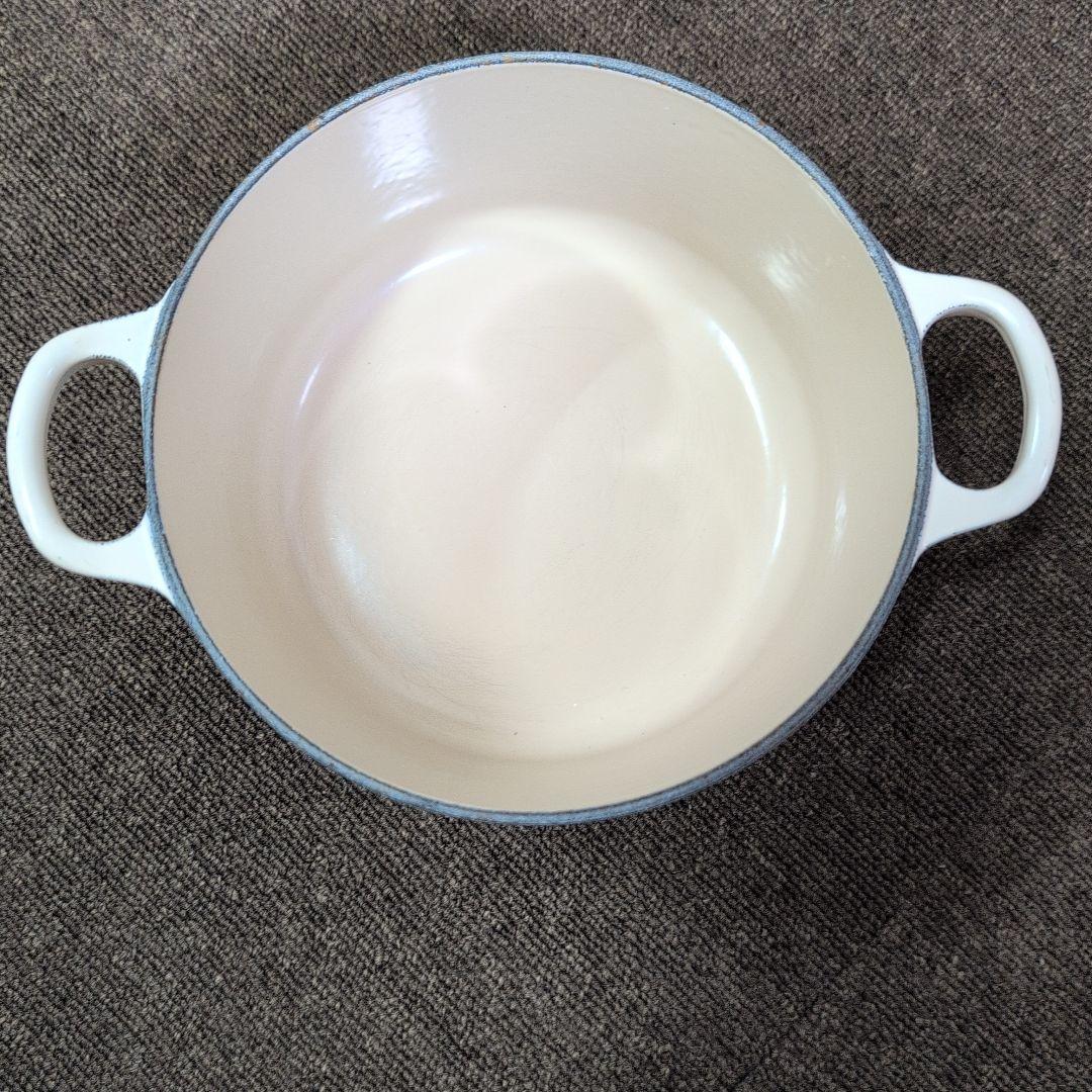 LE CREUSET 18センチ鍋ココット 人気カラーデューン