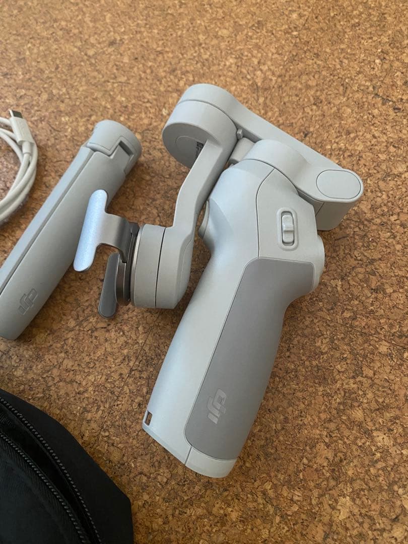 DJI OSMO MOBILE SE オスモモバイル ジンバルスタビライザー
