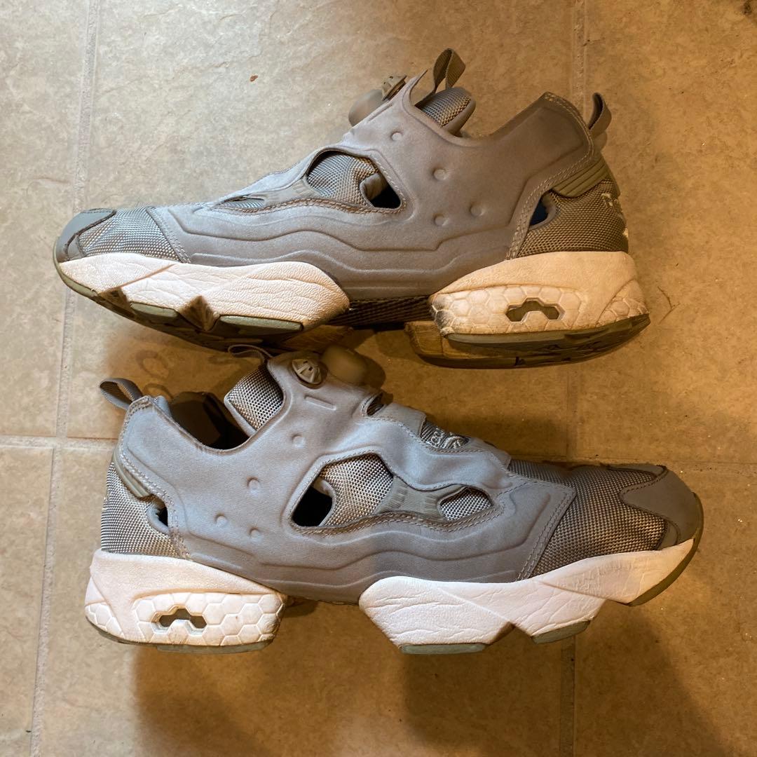 Reebok ポンプフューリー　グレー