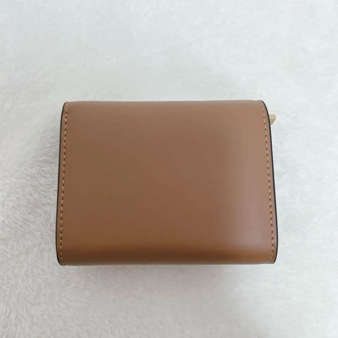 一点限り❗️トリーバーチ　三つ折り財布　新品　茶色　キャメル TORY BURC
