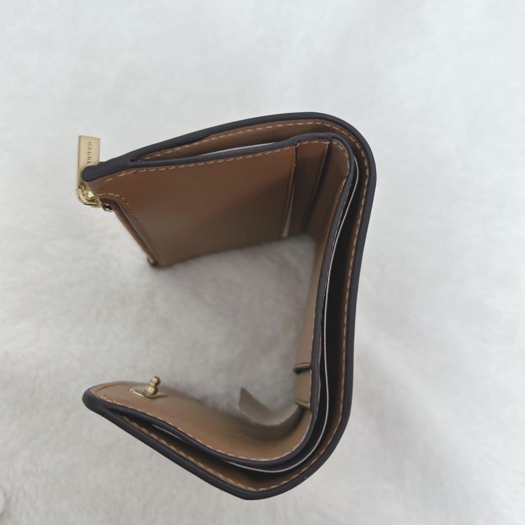 一点限り❗️トリーバーチ　三つ折り財布　新品　茶色　キャメル TORY BURC