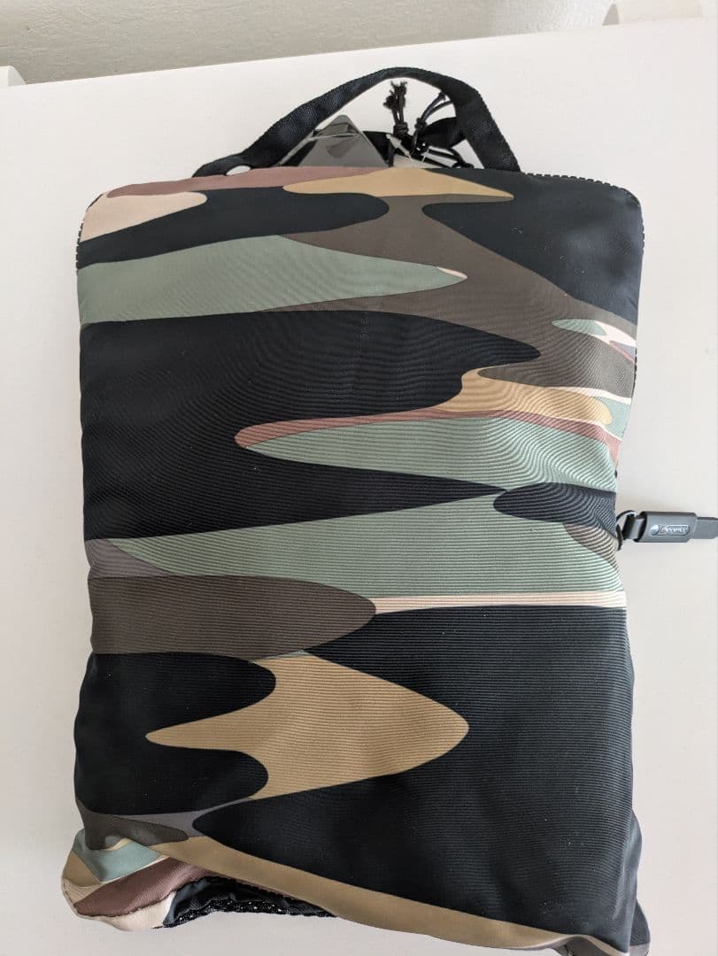 LeSportsac ボストンバッグ 迷彩柄camo マルチカラー 未使用品