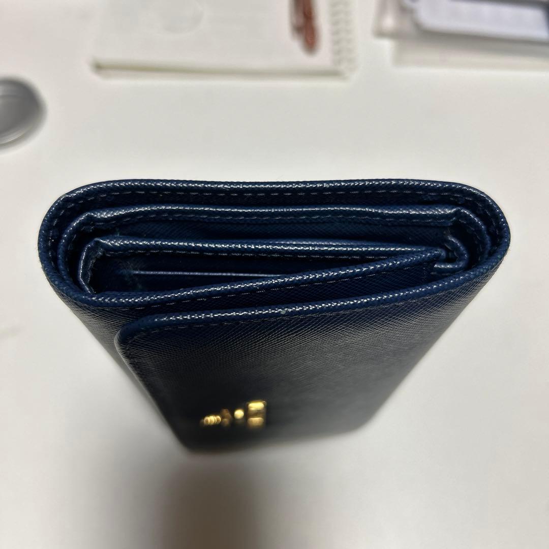 美品❣️PRADA サフィアーノレザー 三つ折り財布 ネイビー