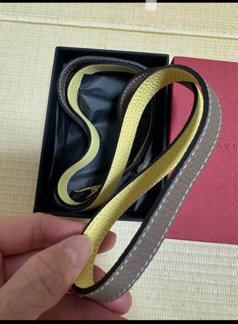 BONAVENTURA 携帯ストラップ←新品未使用