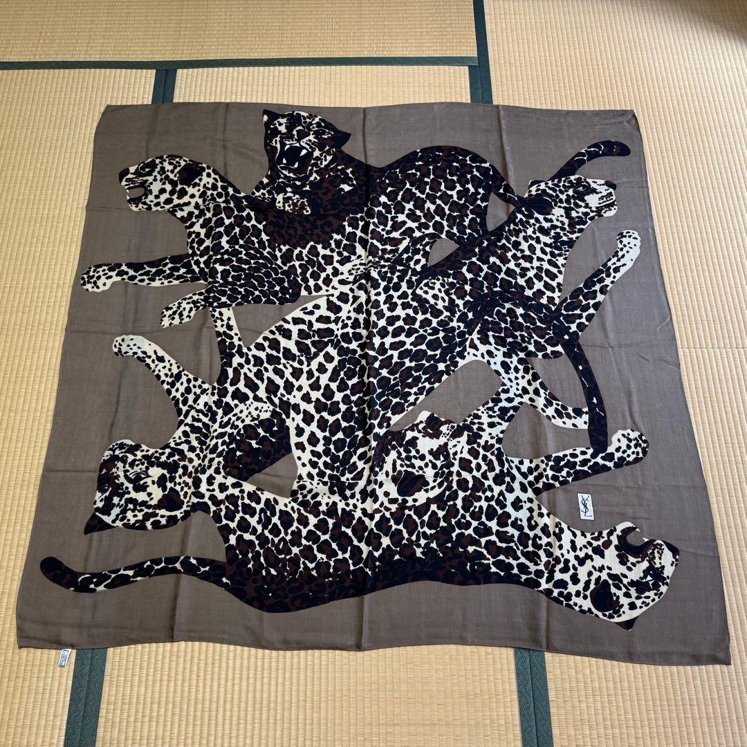 イブサンローランYvesSaintLaurent 大判ストールヒョウレオパード柄