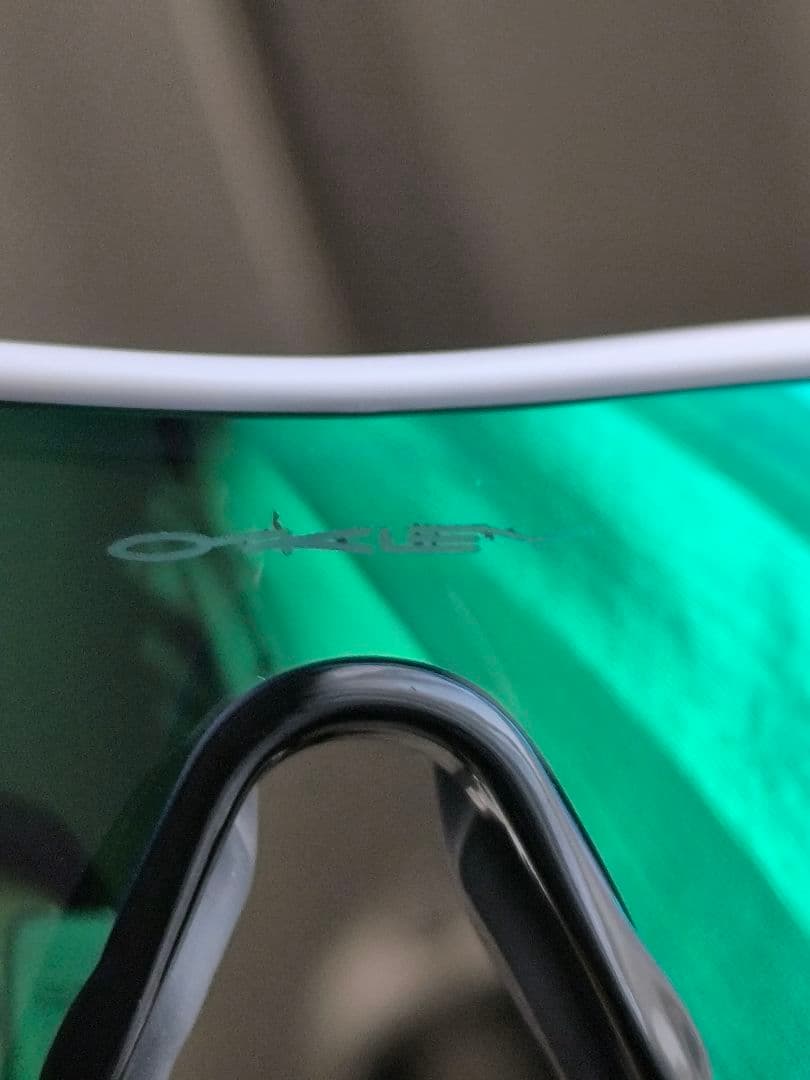 Oakley レーダーロックパス　緑　白