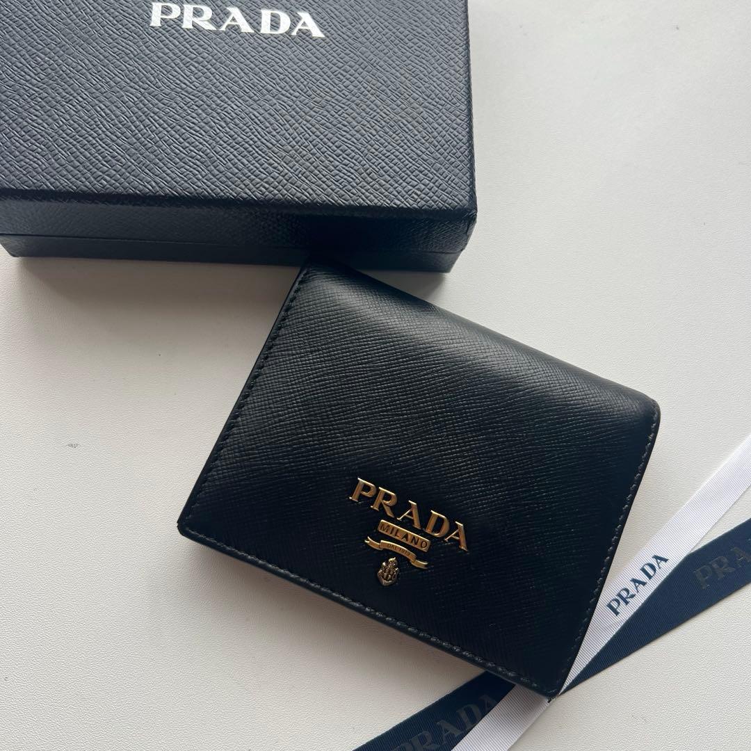 250 美品 PRADA プラダ 2つ折り財布