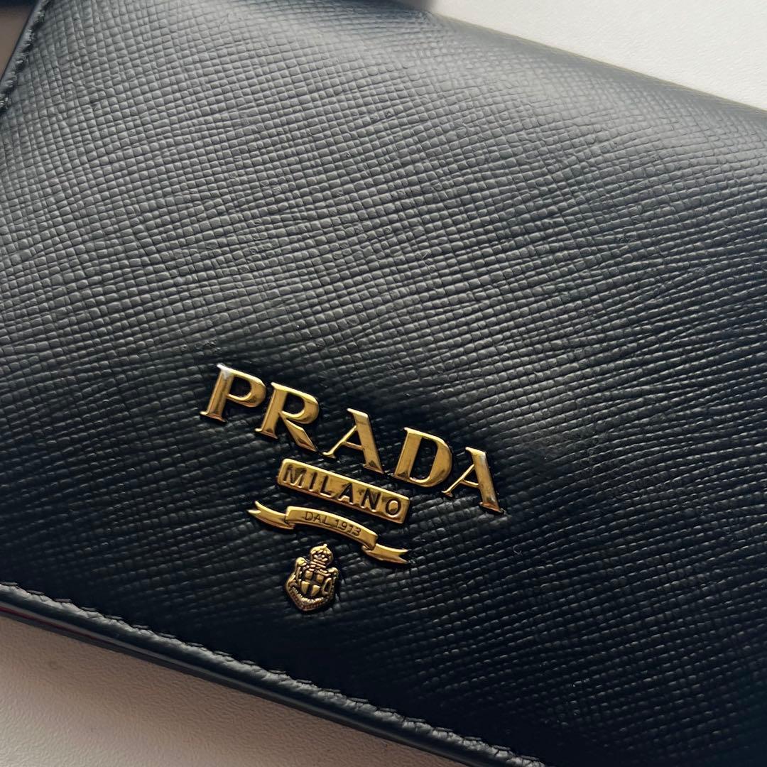 250 美品 PRADA プラダ 2つ折り財布