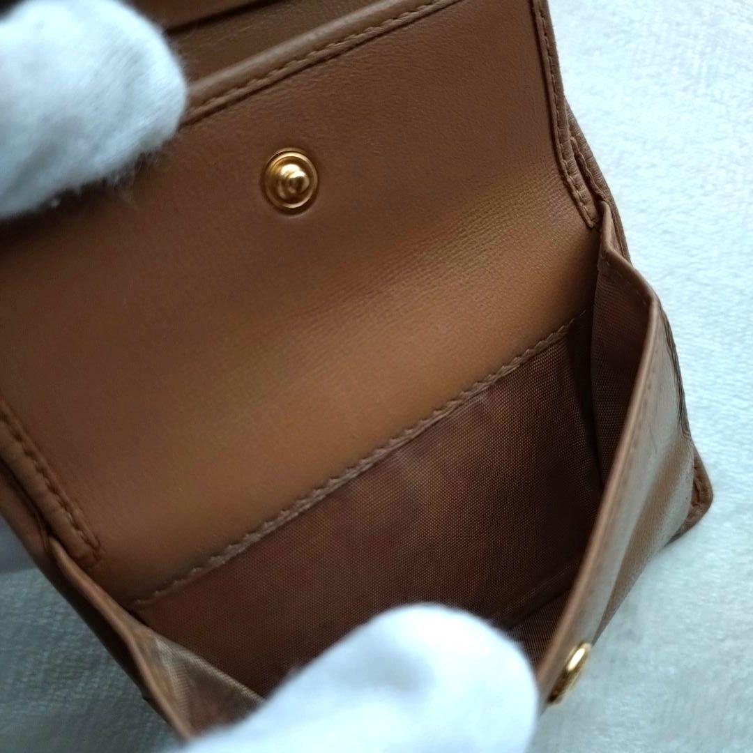 MIUMIU 折り財布 マテラッセ ゴールドロゴ RFID搭載 キャメル系