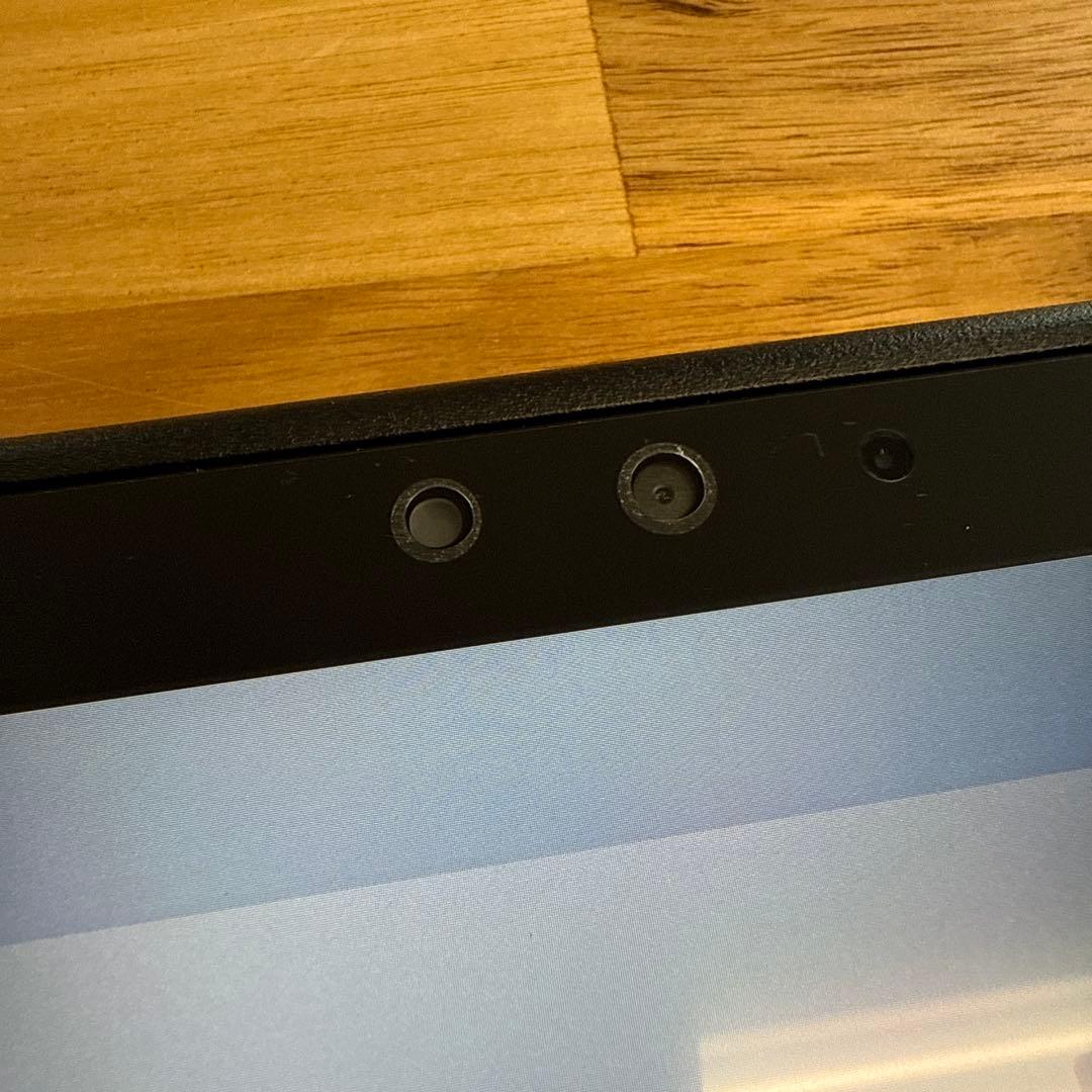 富士通 arrows WindowsタブレットWQ2/F1 SSD256GB