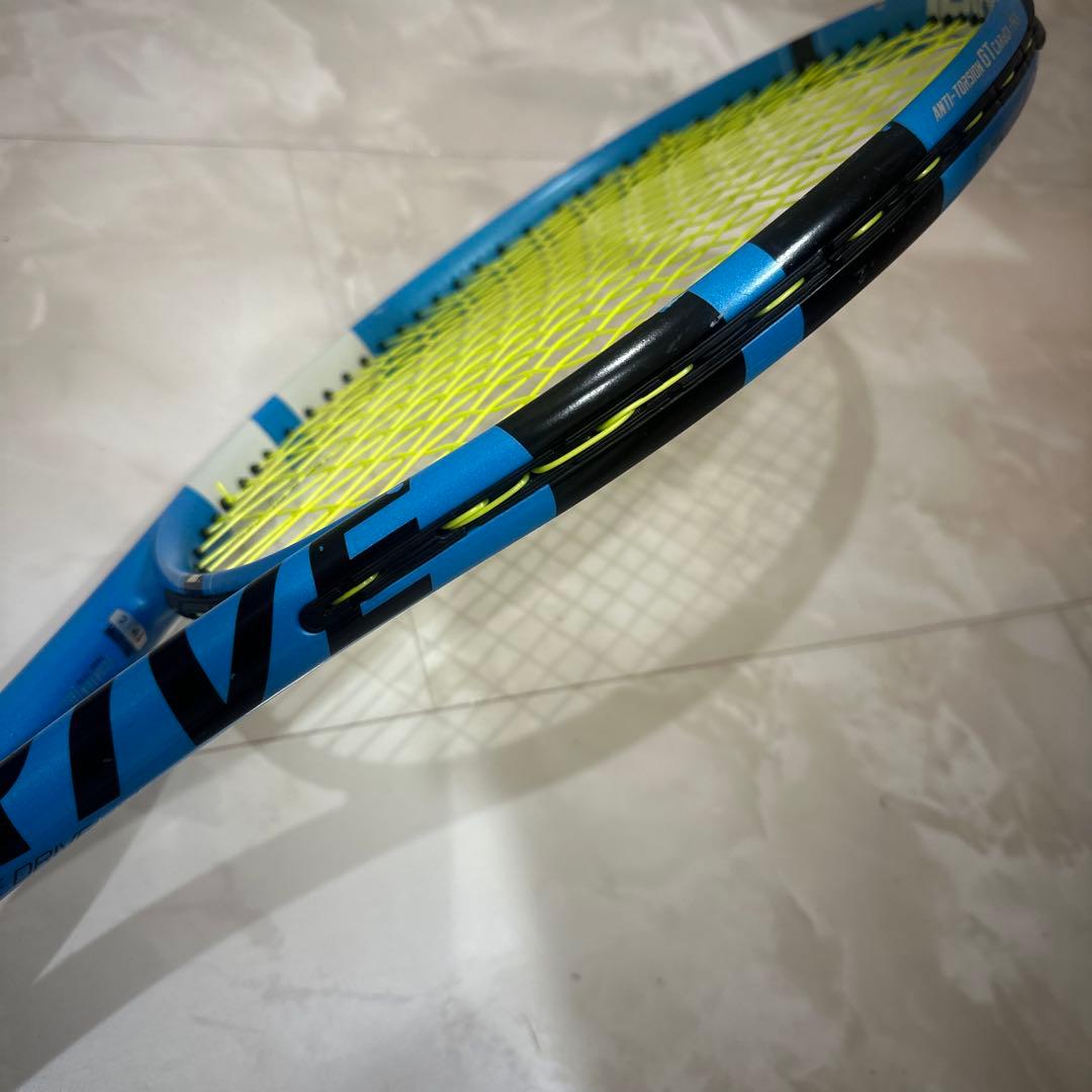 新ストリング張替え済み。Babolat ピュアドライブライト G2