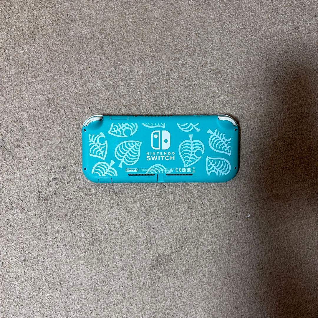 Nintendo Switch Lite あつまれ動物の森柄