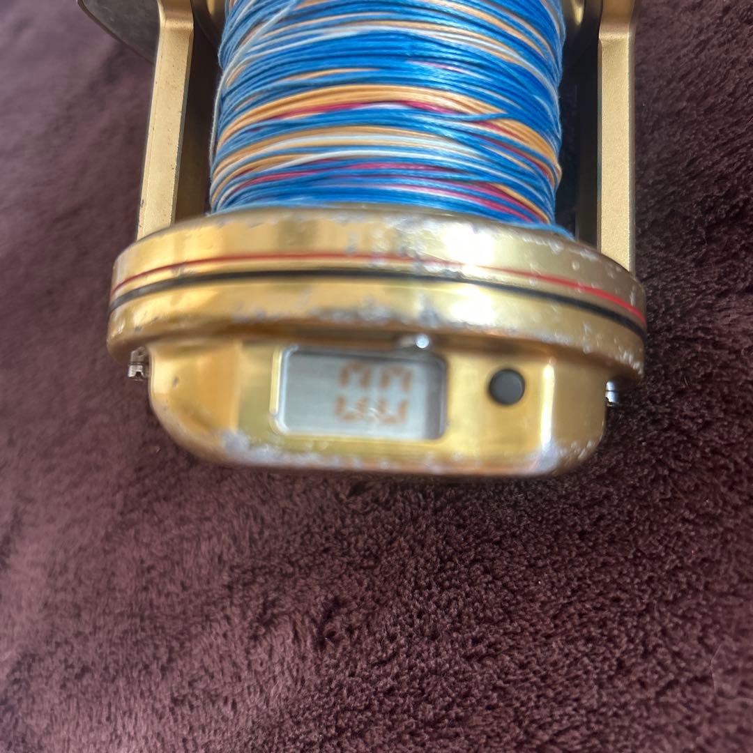 SHIMANO KAIKON 3000TH 石鯛両軸リール ゴールド　シマノ海魂